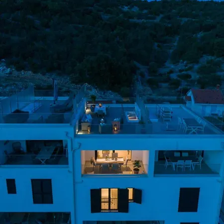 Sunset Terrace Vinišće